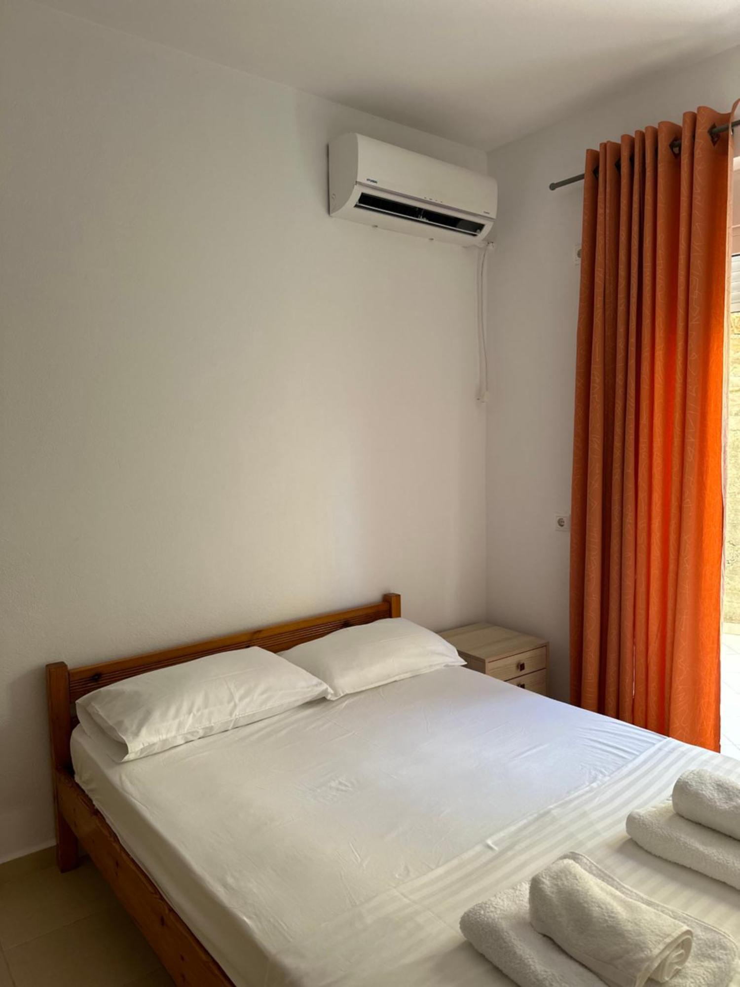 Vila Lemon Tree Sarandë Exterior foto
